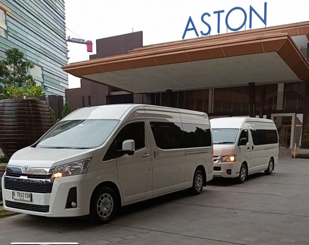 sewa hiace tangerang, rental hiace jabodetabek, hiace untuk keluarga, sewa mobil rombongan, transportasi nyaman tangerang