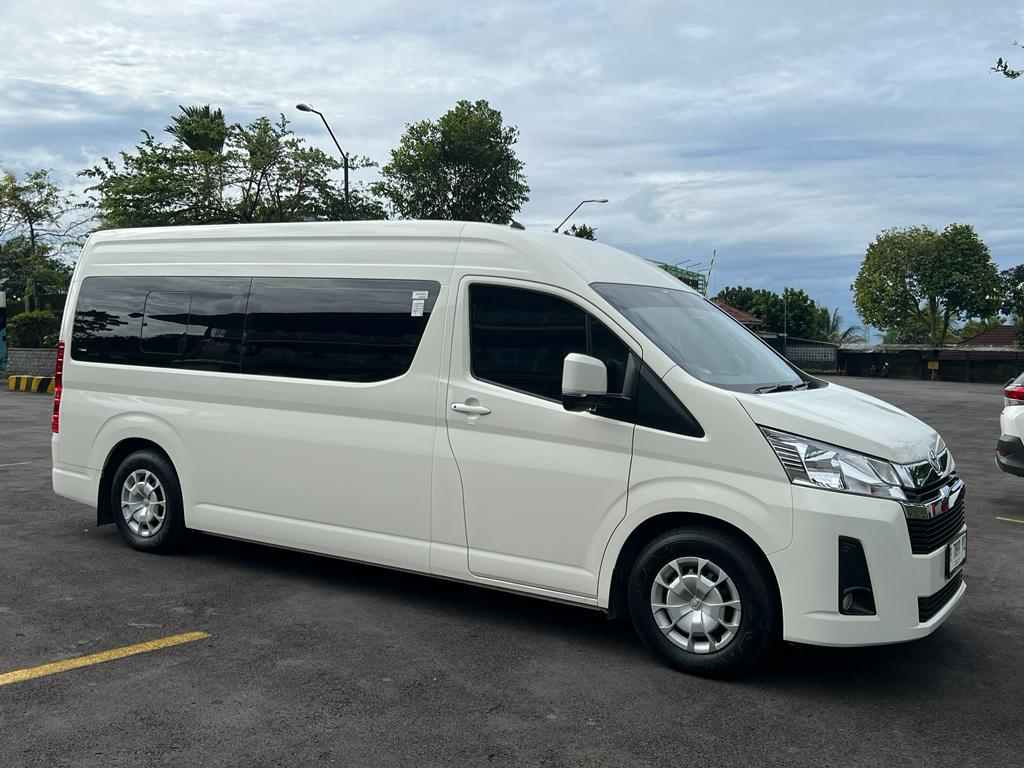 Sewa Hiace Luxury, Hiace Luxury Jakarta, Renta lHiace Jakarta, Sewa Mobil Jakarta, Travel Nyaman