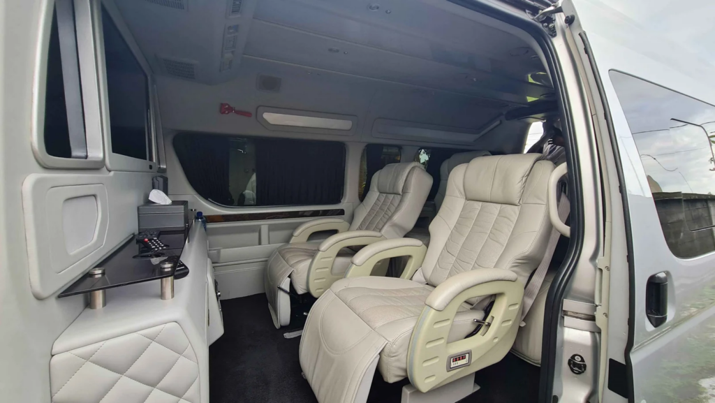 Sewa Hiace Luxury, Mudik Lebaran 2025, Sewa Hiace Jakarta, Transportasi Mudik, Hiace Luxury
