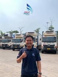 PT Mega Trans Global Logistics, layanan logistik terintegrasi, jasa ekspor impor, pengiriman internasional, solusi rantai pasok