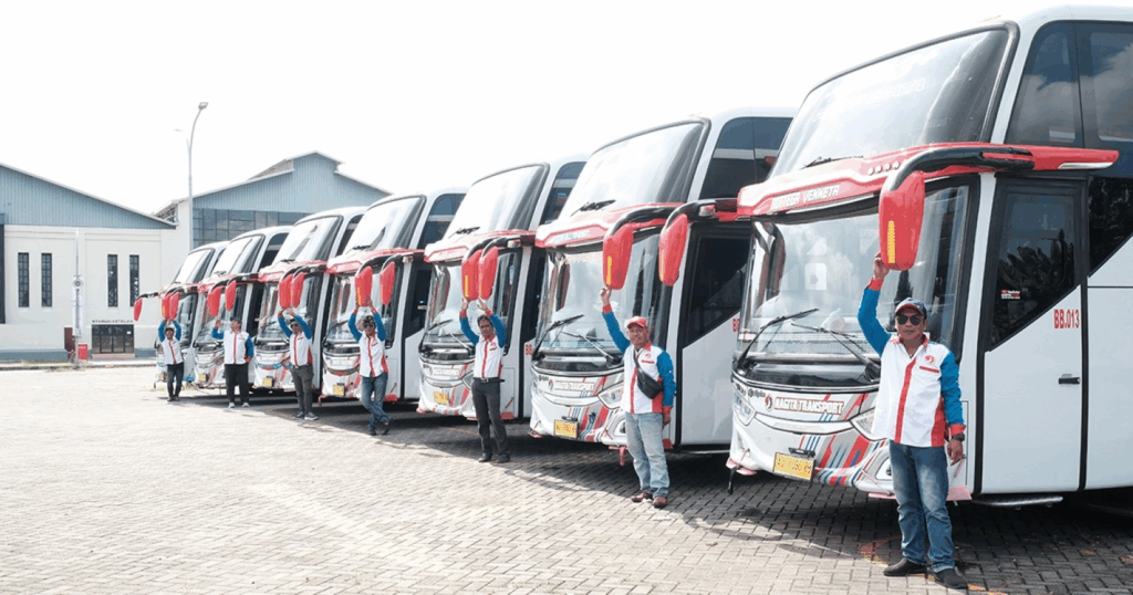 Bus Pariwisata Mewah di Jakarta, Sewa Bus Pariwisata Jakarta, Bus Wisata Eksklusif Jakarta, Armada Bus Mewah Jakarta, Rental Bus Premium