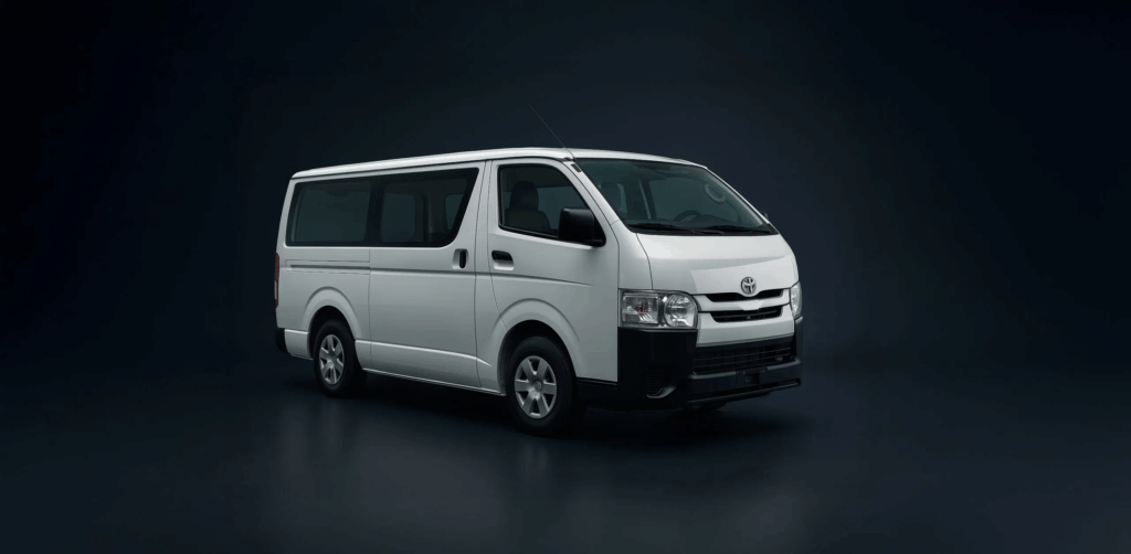 Hiace Minibus, Sewa Hiace Minibus, Keunggulan Hiace Minibus, Hiace Minibus Nyaman, Hiace Minibus Liburan