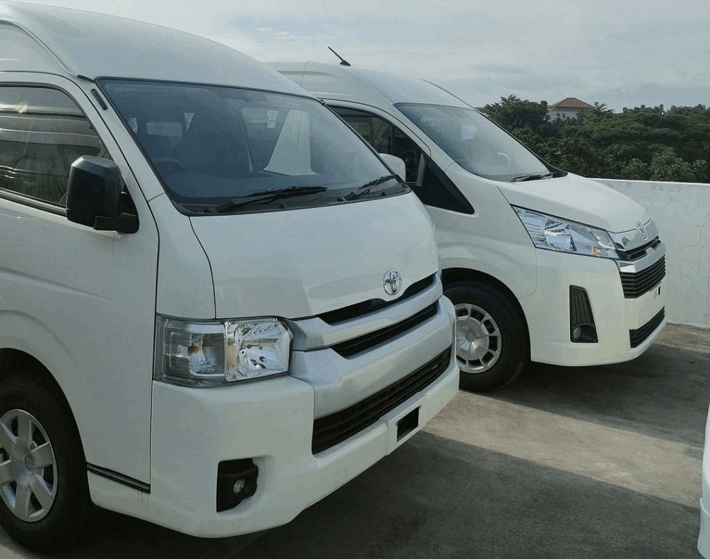 Mobil Travel Hiace, Sewa Hiace Nyaman, Travel Hiace Jakarta, Rental Mobil Travel Hiace, Armada Hiace untuk Wisata