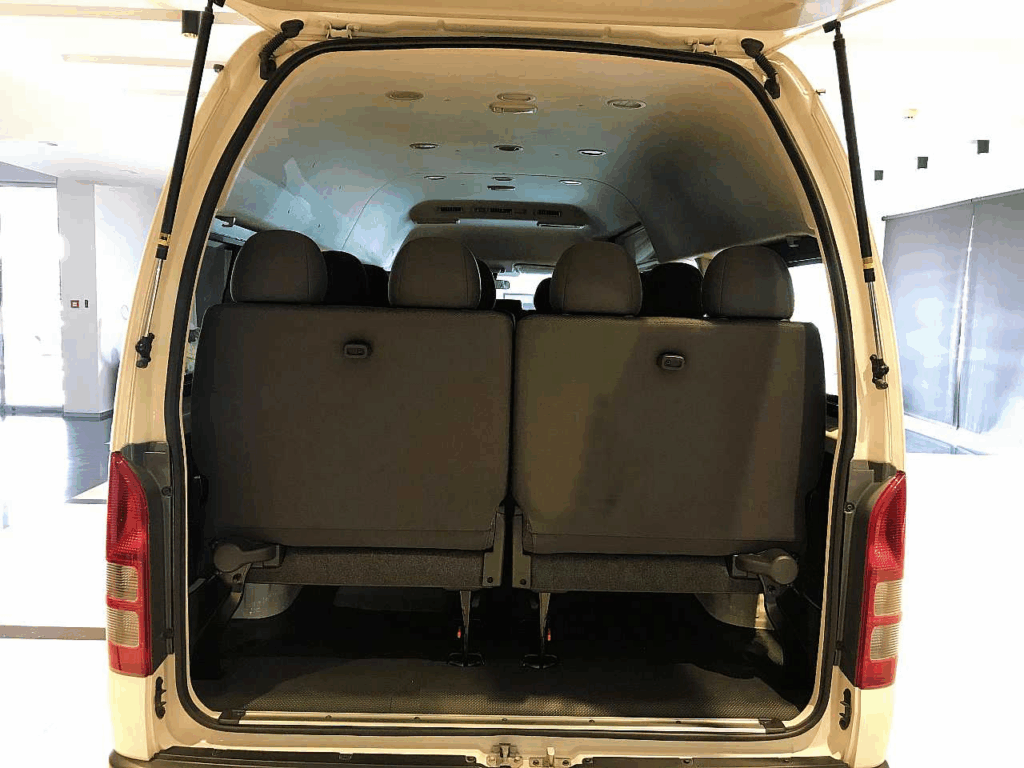 Bagasi Hiace, kapasitas bagasi Hiace, desain bagasi Toyota Hiace, manfaat bagasi Hiace, fitur bagasi Hiace