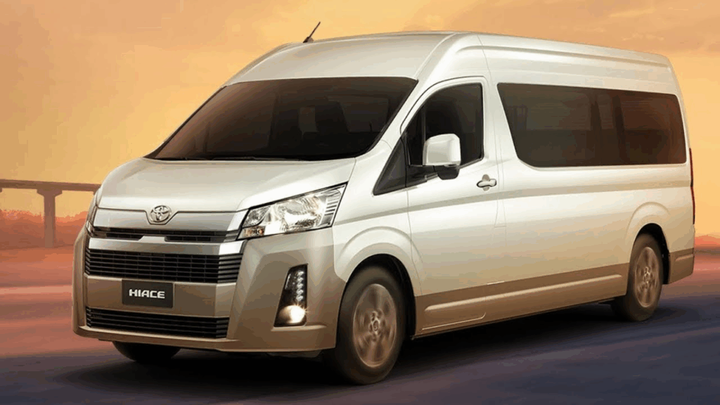 Kapasitas Tangki Hiace, Efisiensi Bahan Bakar Hiace, Jarak Tempuh Hiace, Hiace untuk Bisnis Travel, Perbandingan Hiace vs Elf